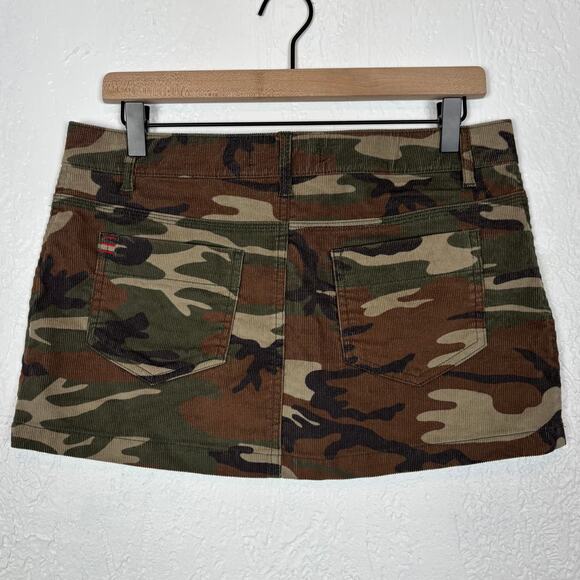 Urban Outfitters Corduroy Camo Micro Mini Skirt Size Medium - Picture 2 of 4